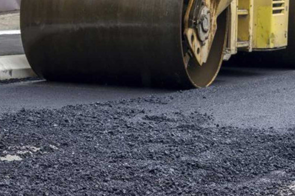 विश्व बैंकको सहयोगमा मुलपानी–तितौरे सडक कालोपत्र हुँदै