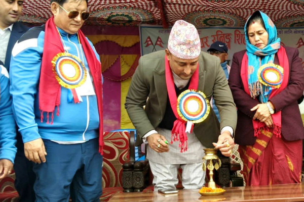 प्रथम मेयर रनिङ सिल्ड सुरु