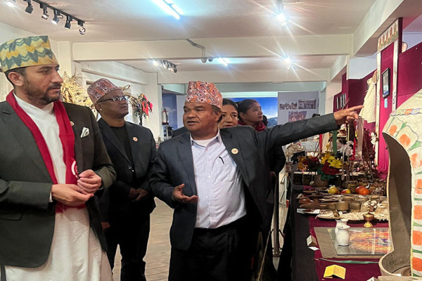 मन्त्री खरेलद्वारा ज्यापू सङ्ग्रहालयको अवलोकन