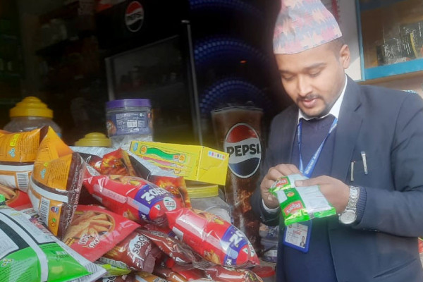 व्यवसायिक मापदण्ड पालना गर्न व्यवसायीलाई सुझाव