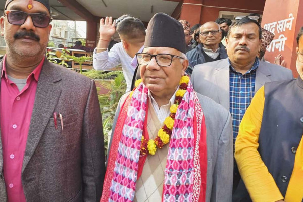 गौरमा धार्मिक सद्भाव कायम गर्न माधव नेपालको अपिल