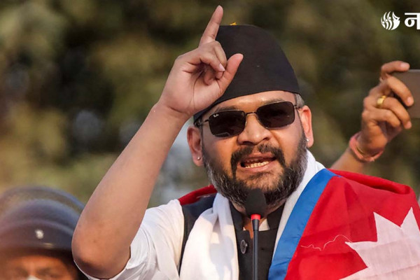 बालेन्द्रको घरमा चोरी गर्ने तीन जना पक्राउ