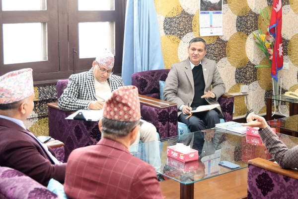 फागुन २१ गते हुने निर्वाचनको तयारीबारे छलफल