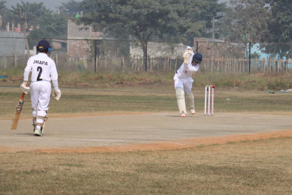 झापालाई ४ विकेटले हराउँदै मोरङ ‘कोशी एलाइट कप’ को फाइनलमा