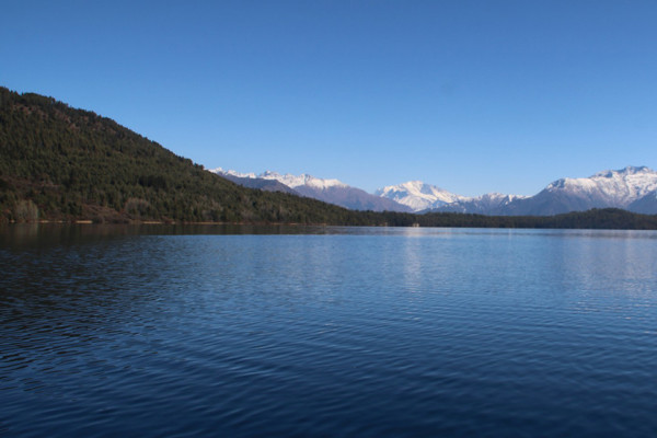 अतिक्रमण र प्रदूषणले सङ्कटमा सिमसार