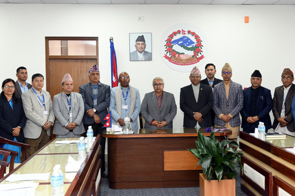 सबै भाषा हाम्रा सम्पत्ति हुन्, कुनैलाई मर्न दिनुहुँदैनः प्रधानमन्त्री