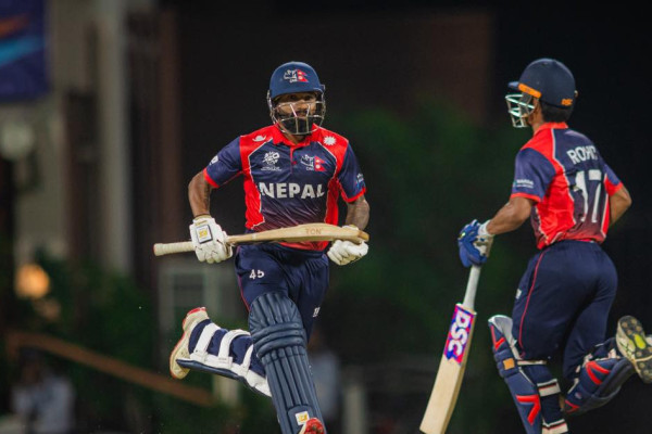 युएईविरुद्ध नेपाल: १० ओभरमा ७१ रन, ३ विकेट गुम्यो
