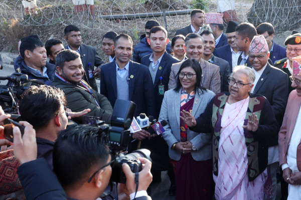 चुनाव दुई चरणमा होइन, एकै दिनमा हुन्छ, ढुक्क हुनु: प्रम