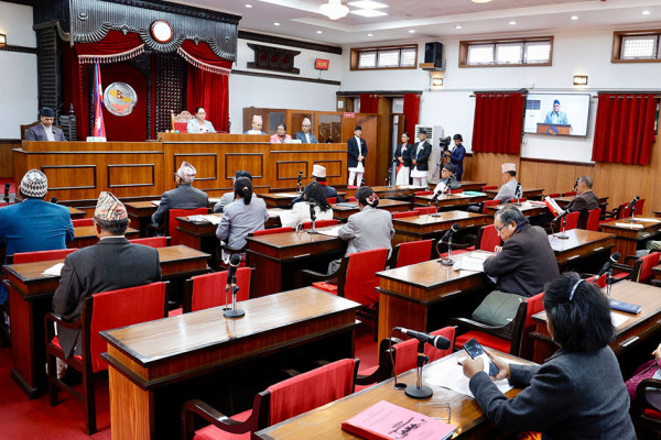 फरार कैदीबन्दी र लुटिएका हातहतियार फिर्ता नहुनुले भयरहित निर्वाचन हुनेमा सांसदको आशङ्का