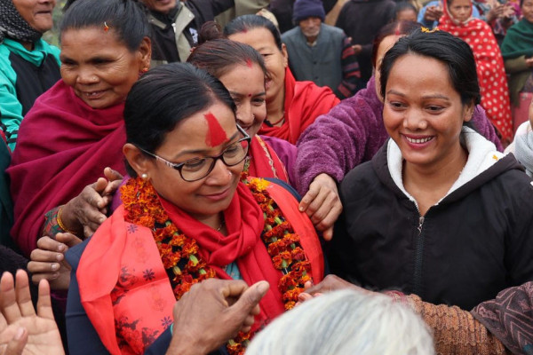 नगर प्रमुख हुँदा जनहितमा काम गरेँ, सांसद बनेपछि पनि निरन्तरता दिन्छु: रेनु