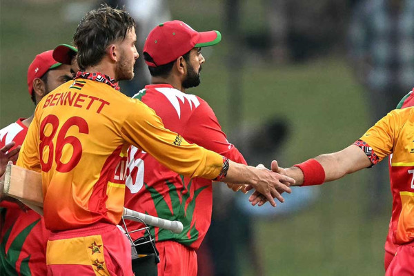 टी-२० विश्वकप: जिम्बाब्वेद्वारा ओमान ८ विकेटले पराजित