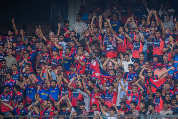 ७५ समर्थकको भरमा इटाली: हजाराैं नेपालीको ‘एक्लाे’ सामना गर्दै !