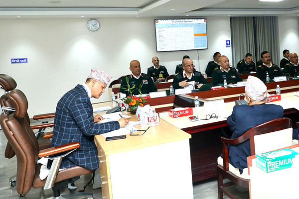 रक्षा मन्त्रालय मातहतका विकास आयोजना तथा कार्यक्रमको प्रगति समीक्षा