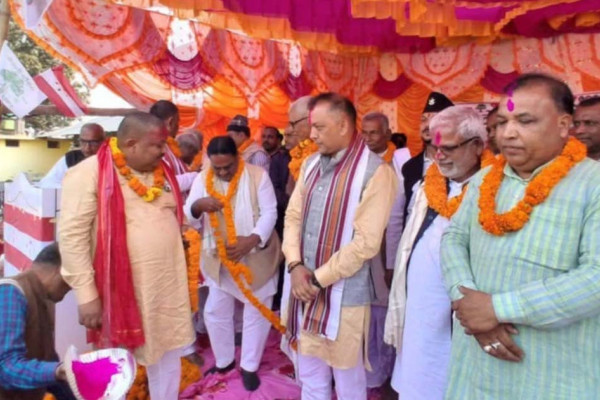 जसपा र लोसपाका शीर्ष नेताहरू कांग्रेस प्रवेश