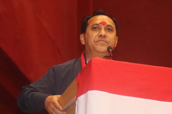 सही ढङ्गले देशलाई अघि बढाउन सकेनौं भने दश वर्षपछि जेन- अल्फाको विद्रोह हुन्छ: विश्वप्रकाश