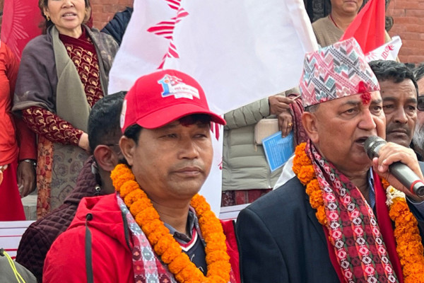 एमालेले देश बनाउने काम गर्छ, बिगार्ने काम गर्दैन : ईश्वर पोखरेल