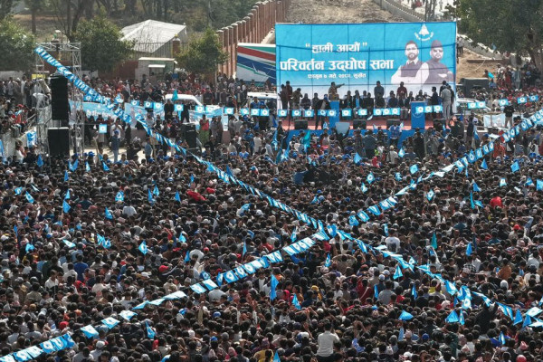 काम गर्न सकेनौं भने यही घन्टीले हामीलाई बजाउनुहोला: रवि