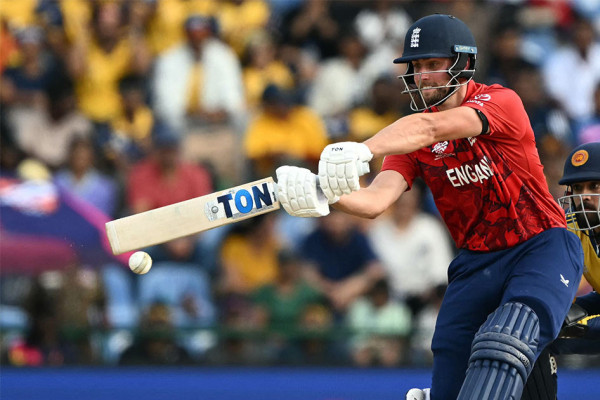 इंग्ल्यान्डद्वारा श्रीलंकासामु १४७ रनको लक्ष्य प्रस्तुत