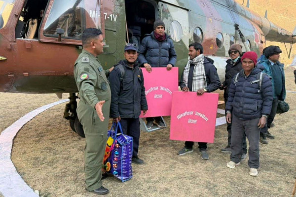 हुम्ला र डोल्पाकामा हेलिकप्टरबाट पुगे मतपेटिका