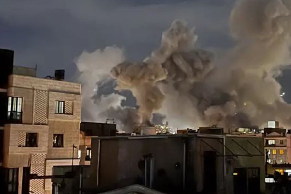 इरानको राजधानी तेहरानमा विस्फोट, इन्टरनेट सेवा पनि बन्द