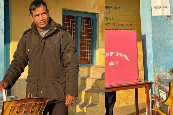 कर्णालीका पूर्वमुख्यमन्त्री महेन्द्रबहादुर शाहीले गरे मतदान