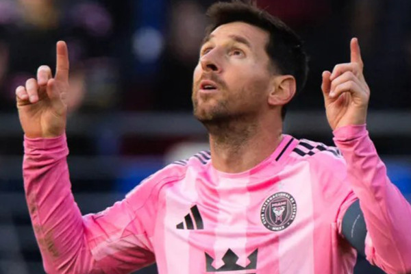 मेस्सीको नौ सय गोल पूरा भएन