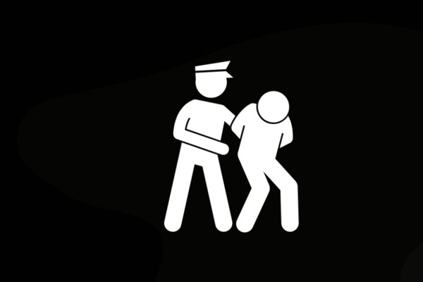 गोंगबुको होटलबाट रंगेहात दुईजना समातिए