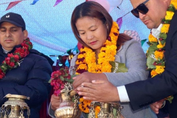 हलेसी तुवाचुङको राष्ट्रपति रनिङ सिल्ड बुलापन्थे माविलाई