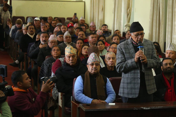 गगन थापाको नेतृत्वमा जानेहरू पार्टीबाट चोइटिएर गए : शेखर कोइराला