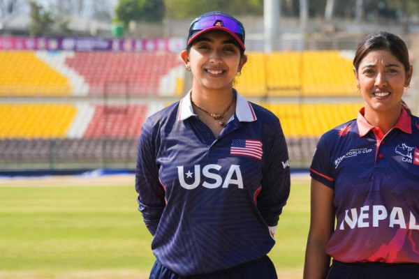 अभ्यास खेलमा नेपालविरुद्ध बलिङ गर्दै अमेरिका