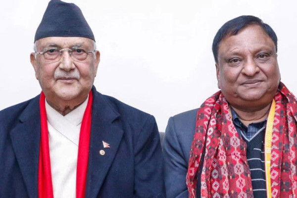 कांग्रेस नेता कनौडिया एमालेमा प्रवेश