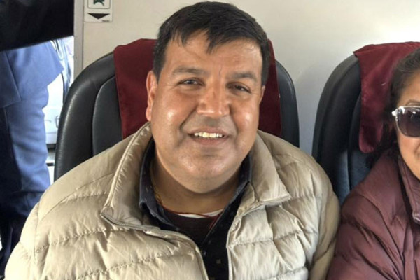 मनोनयन दर्ता गर्न मोरङ हिँडे सुनिल शर्मा