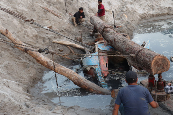 त्रिशुली किनारमा भेटिएको बसको उत्खनन् धमाधम