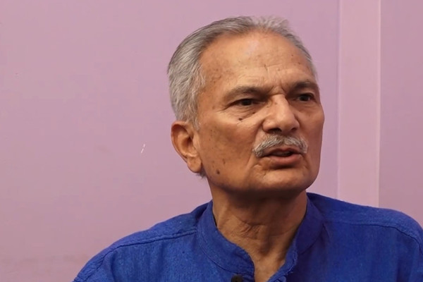 पूर्वप्रधानमन्त्री भट्टराईले उम्मेदवारी फिर्ता लिए