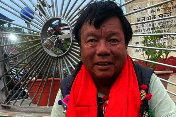 म उठे भनेर अरु ११ भाइले दु:ख नमान्नू: महाविर पुन