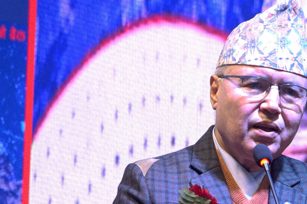 उपभोगमुखी अर्थतन्त्रलाई निरुत्साहन गर्नुपर्नेमा अर्थमन्त्रीको जोड