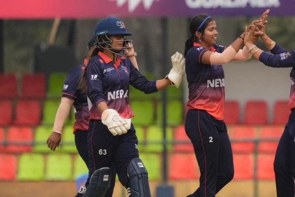 नेपालले टस जित्यो, स्कटल्यान्डविरुद्ध बलिङ गर्ने