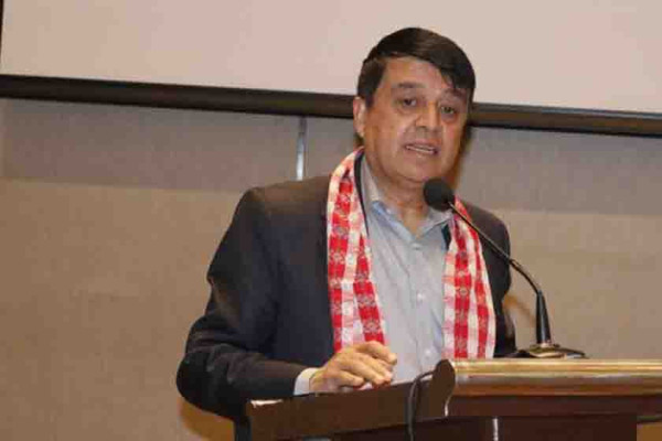 आर्थिक विषयलाई प्राथमिकता दिनुपर्नेमा अध्यक्षको ढकालको जोड