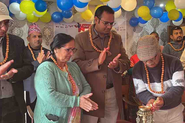 नारायणी नदीमा सञ्चालनमा आयो ‘राइनो क्रुज’