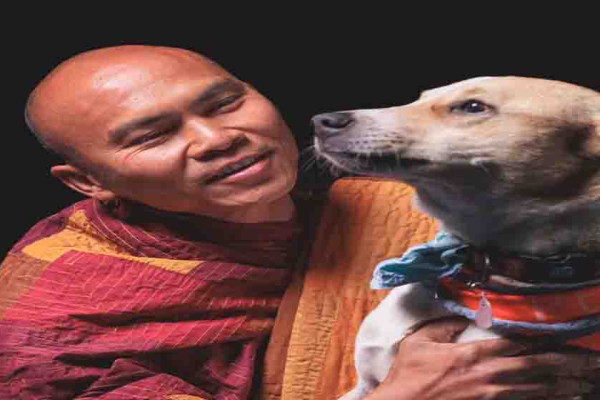 बुद्धको सन्देश बोकेका भिक्षुहरूको अमेरिकामा ‘लङ्ग मार्च’