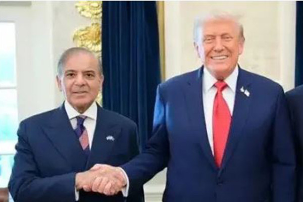 पाकिस्तान भन्छः अमेरिका र इरानबीच हुने वार्तामा सहभागी हुन निमन्त्रणा आयो