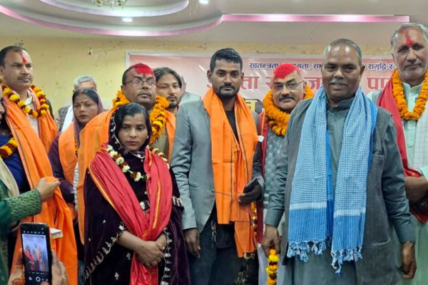 महतो पार्टीबाट उपेन्द्रको जसपा फर्किए कार्यकर्ता