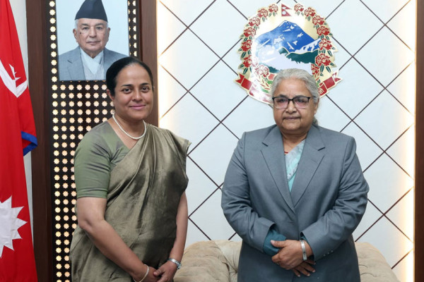 प्रधानमन्त्री कार्कीसँग शिष्टाचार भेट गर्न सिंहदरबार पुगिन श्रीलंकाकी नवनियुक्त राजदूत