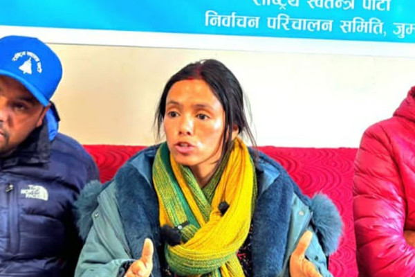 ज्ञानेन्द्र शाहीमाथि झुटको राजनीति गरेको आरोप