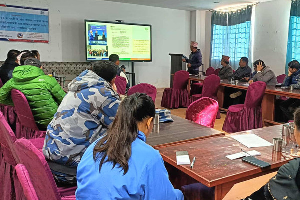 कालीकाेटका १८ सय बढी किशोरीलाई एचपीभी खोप लगाइँदै