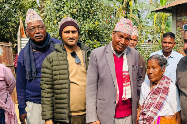 झापा-३ का मतदाता भन्छन् : भोट दिन्छौँ, तर बिर्सन पाइँदैन