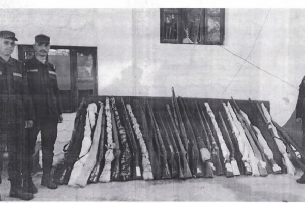 बैतडीमा ३८७ नाल भरुवा बन्दुक प्रशासनलाई बुझाइयो