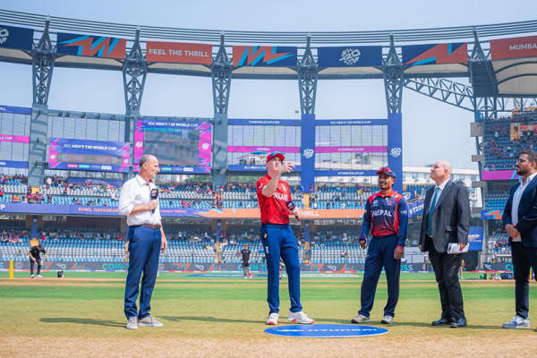 टि-२० विश्वकप : नेपालविरुद्ध टस जितेर ब्याटिङ गर्दै इङ्ग्ल्यान्ड