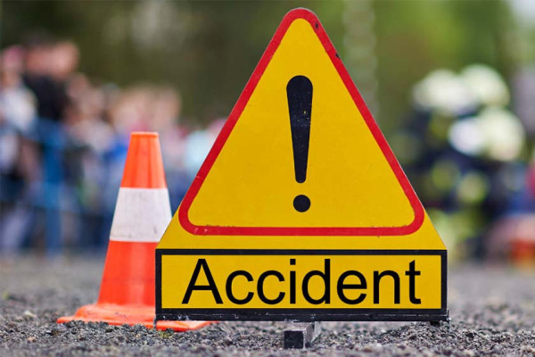 रामेछापको तामाकोशीमा बस खस्यो, १० को उद्धार 
