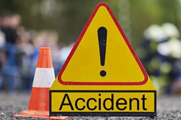 देउखुरीमा अटोरिक्सा र टिपर ठोक्किँदा एक जनाको मृत्यु, पाँच घाइते